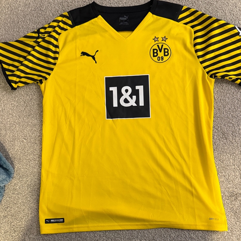 Puma Men’s home Borussia Dortmund Jersey